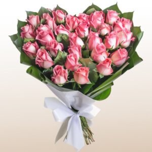 Ramo Corazón de Rosas